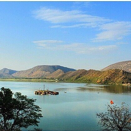 Siliserh Lake